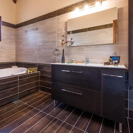 빌라 Astarte - Kyveli Luxurious Private Gaitani