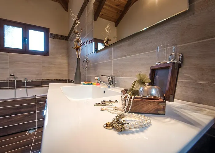 Astarte - Kyveli Luxurious Private *